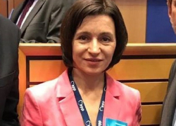 Что стоит за отказом Санду дебатировать с Додоном