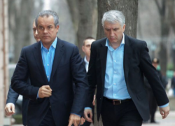 «Борсетка» продолжает оставаться депутатом ДПМ, вопреки заверениям Филипа