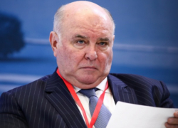 Игорь Додон наградил российского дипломата Григория Карасина