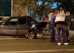 Пассажирка такси пострадала при столкновении машин на Рышкановке