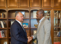 Президент Молдовы встретился с послом США