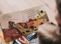 Няни для детей смогут работать только по патенту