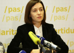 Санду беспокоится за Румынию и призывает молдавских граждан с румынскими паспортами "обязательно голосовать"