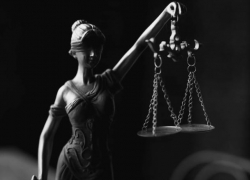 Союз адвокатов рекомендует повысить тарифы на 25% из-за роста страховых взносов