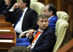 Мы не клоуны, мы работаем на благо граждан, - Илан Шор