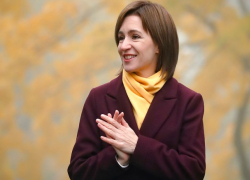 "Сандочка" с выходом: майдан на фоне вытеснения России из региона