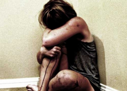 Избиение несовершеннолетней девушки в Бричанах одноклассники сняли на видео 