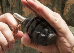 Шок в Хынчештах - один человек погиб и двое пострадали в результате взрыва гранаты в жилом дворе