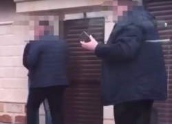 Контрабандистов, похищавших на заводе и отправлявших на Украину спирт, разоблачили в Молдове