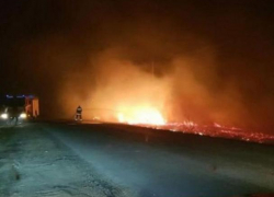 За последние 24 часа пожарным пришлось бороться с 98 очагами возгорания растительности