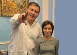 Саакашвили лезет в дела Молдовы и раздает советы Санду