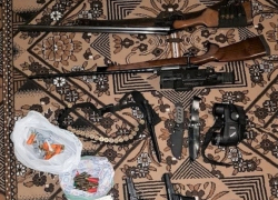 В Гагаузии задержали вымогателей, угрожавших оружием местному жителю