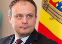 Канду хочет к Санду? 