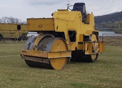 Трагедия в Криулянах: дорожный каток раздавил ребенка