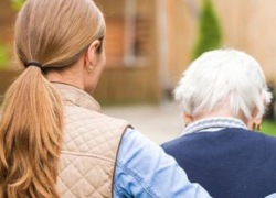 Свыше 35 тыс. женщин из Молдовы работают в Италии сиделками