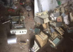 Серию краж со складов в столице совершила группа парней  