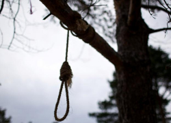 В Чимишлийском районе 27-летнего мужчину нашли повешенным