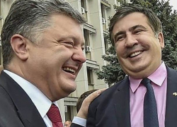 Молдаванин Порошенко сначала назначил грузина украинцем, а потом лишил его гражданства, - Саакашвили