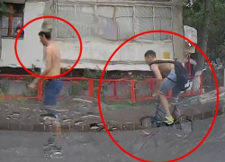 В Кишиневе разыскивают двух молодых людей, укравших велосипед у ребенка