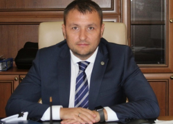 Министр Николае Чубук призвал продавать земли Молдовы иностранцам