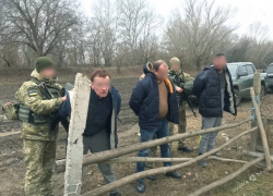 Хитроумную схему незаконной доставки двух британцев на Украину реализовали молдаване