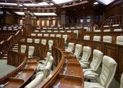 "Дубль пусто": в парламенте нет кворума для голосования по кандидатуре Гросу