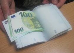 Гражданин Молдовы попался на взятке украинскому пограничнику