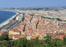 Пяти гражданам Молдовы отказали во въезде в Ниццу из-за отсутствия документов