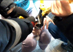 В Кишиневе спасателям вновь пришлось извлекать палец из мясорубки