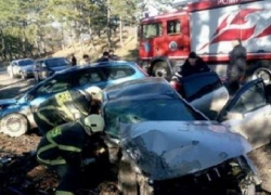 Беременная женщина и еще два человека пострадали в автокатастрофе под Глодянами 