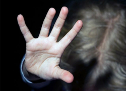 Мужчина изнасиловал мать в Кишиневе