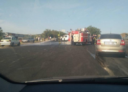 Одну из национальных трасс пришлось отмывать от следов крови и бензина после жуткого ДТП