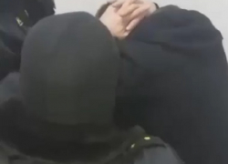 Устроивший стрельбу в караоке-баре житель Кишинева попытался сбежать на Украину