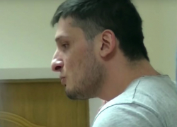 Зверское избиение в столичной тюрьме: напавшему на прокуроров по наводке проститутки зеку сломали руки