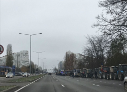 Фермерам не дают въехать в Кишинев и балагурить на майдане