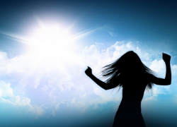 Умерла в ночном клубе: в Бельцах девушка скончалась прямо на танцполе