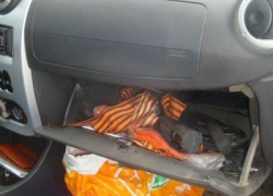 Молдаванину на 3 года запретили въезжать в Украину из-за найденных в бардачке машины георгиевских ленточек