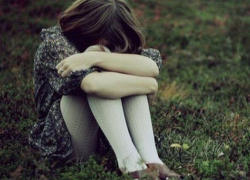 В Шолданештах отец застал 12-летнюю дочь в объятиях 79-летнего извращенца и избил обоих