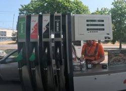В Молдове водители подозревают автозаправки в недоливе топлива