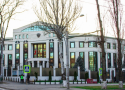 Срочно: сообщение о бомбе в здании посольства России