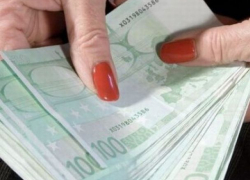 Задержаны двое полицейских, которые требовали в качестве взятки автомобиль