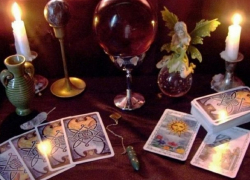 Две румынские «колдуньи» развели на деньги гражданку Молдовы