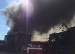 Масштабный пожар произошел на мебельной фабрике, принадлежащей жене примара Комрата