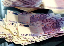 Зеки и сотрудники тюрьмы устроили «бизнес», пользуясь влиянием на судей