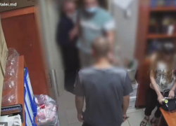 Мужчину упекли в СИЗО за кражу пары очков