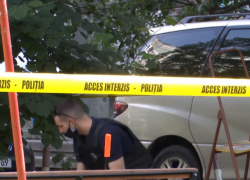 В Хынчештах пьяный водитель намеренно совершил наезд на полицейского