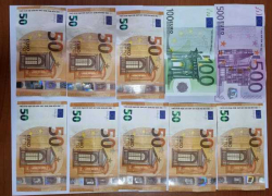 У гражданина Турции конфисковали на таможне почти полмиллиона леев 