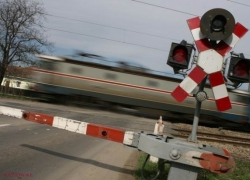 18-летнюю девушку сбил поезд