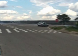 Пьяный житель Сынжерейского района устроил опасный дрифт в селе