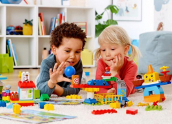 Для молдавских детей кукла Барби или конструктор Lego - роскошь